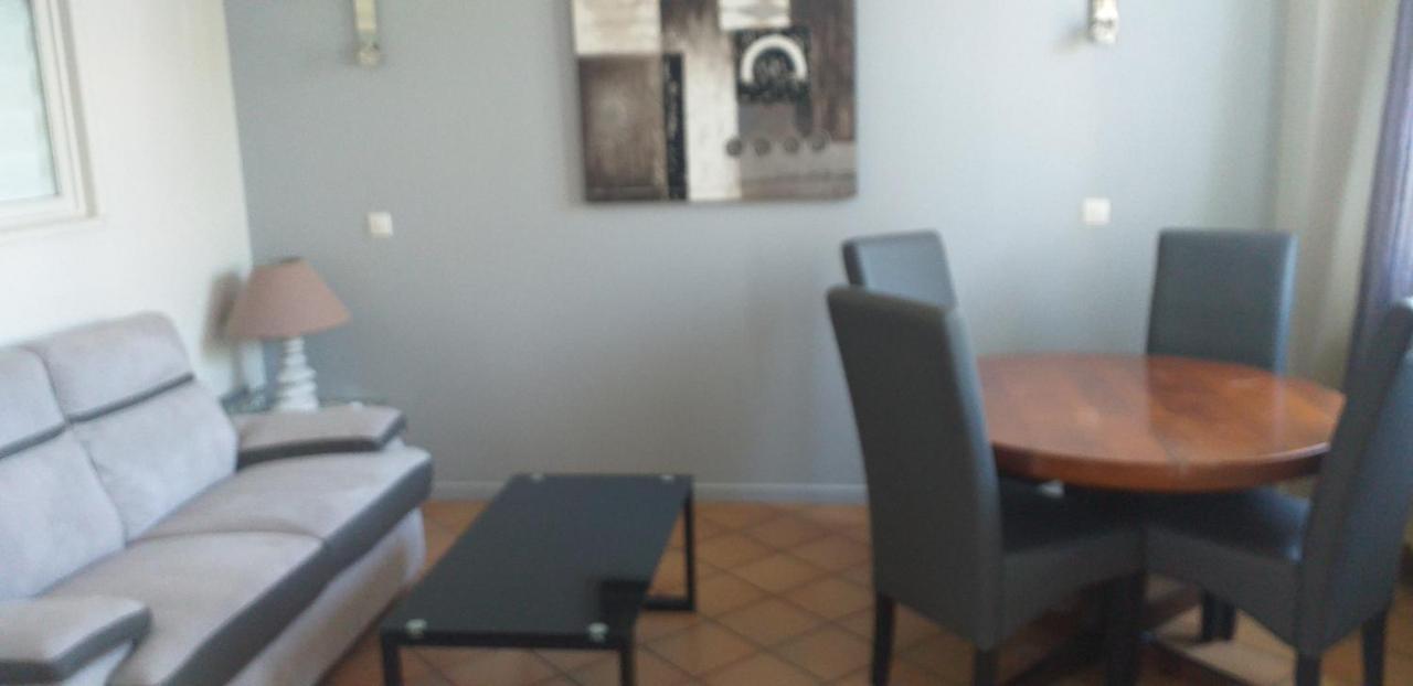 Sur Le Quai De Port Frejus Apartment Екстериор снимка